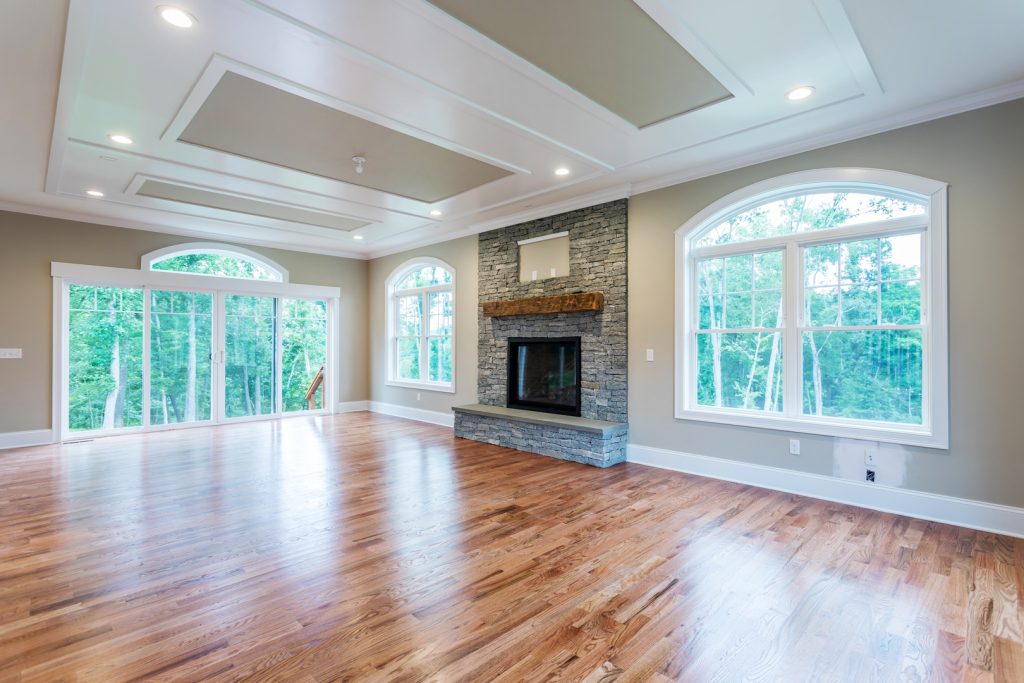 family room fire place of 2021 HOBI “Best Spec Home $750k – $1M”